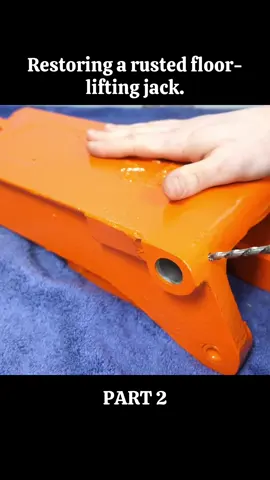 Part 2: Restoring a rusted floor-lifting jack. #amazing #restored #foryou #restoration #abandoned 