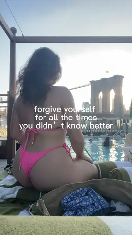 Focus on your goals & forgive yourself. We can’t go back in time but we can learn & evolve. ✨ #healing #focus #forgive #lovestory #selflove❤ 