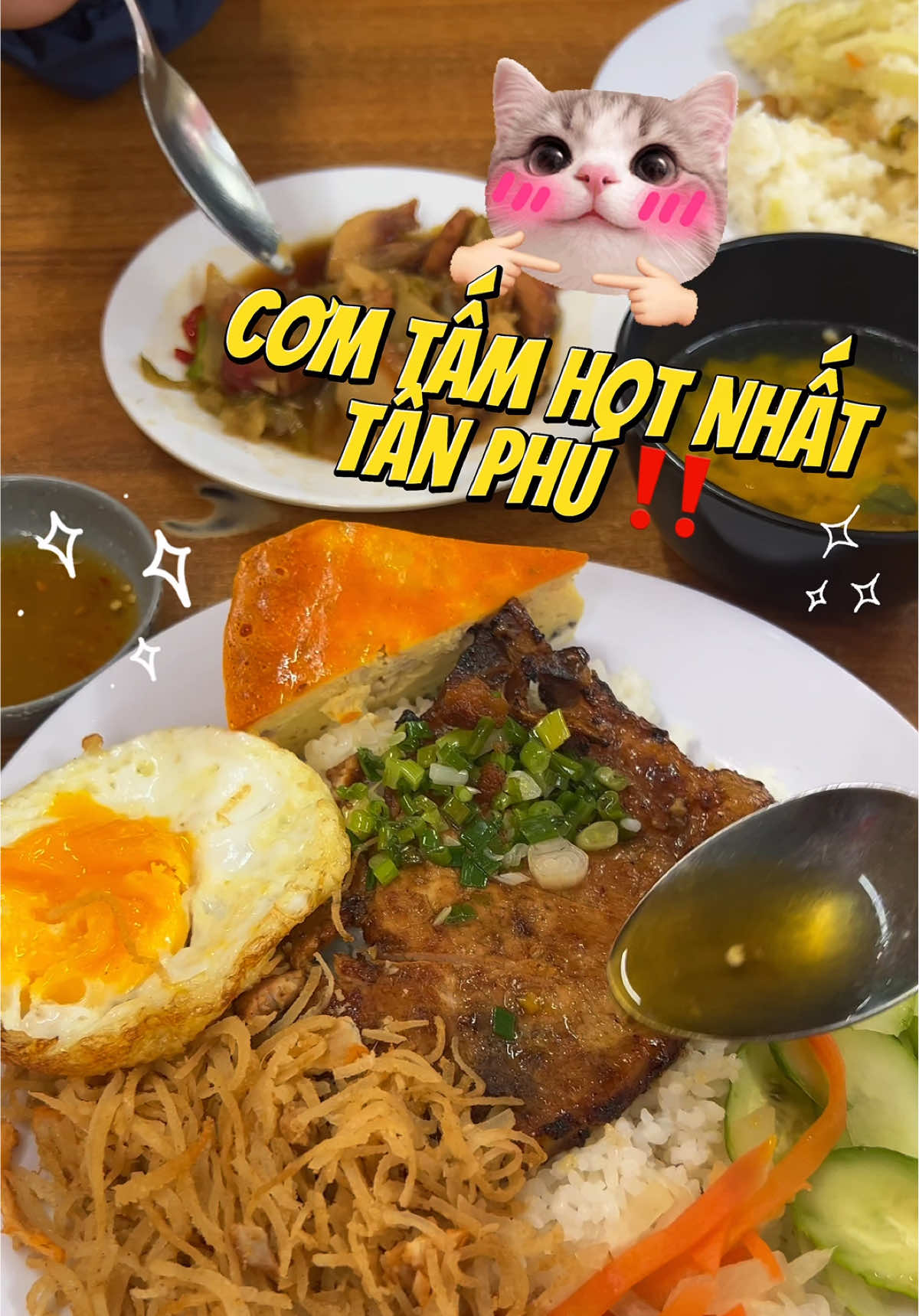 Lâu lâu đi ăn random mà kiếm được quán okela phết cả nhà iu 🤌🏻 So với zá thì cơm tấm ở đây vừa vị với toaii #ancungtiktok #fyp #xuhuong #foodtour #saigon 