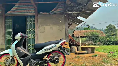 #xuhuongtiktok #capcut #wavekiengvietnam🇻🇳 #wave125i_ไฟเลี้ยวบังลม . ngã xe xong nhìn xe chán quá #2006🃏🚬 