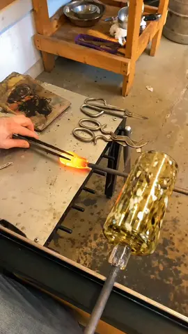 Glass blowing art satisfying MUGS for American people  #Art #glassblowing  #amazingwork #sylcom  #foryoupage 