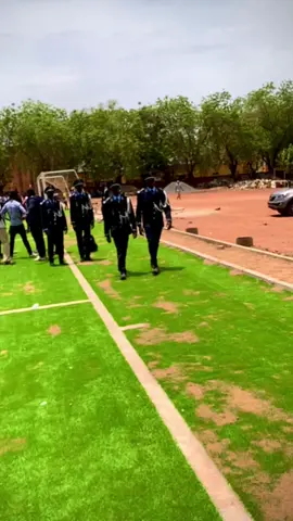 #police #tiktokburkinafaso🇧🇫🇧🇫🇧🇫🇧🇫 #policeman #viraltiktok #pourtoi 
