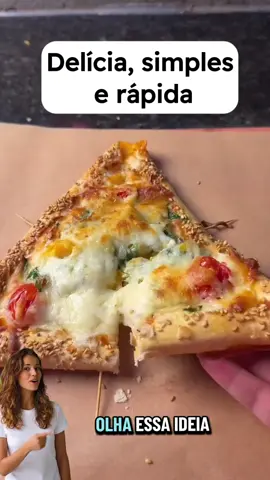 Descrição:  Opção perfeita para um lanche à tarde! . INGREDIENTES ✅ Um disco de torilla pré pronta;  ✅ Um punhado de mussarela ralada  ✅ Dois ovos  ✅ Três tiras de queijo  ✅ Uma pitada de sal,  ✅ Uma pitada de pimenta do reino  ✅ Uma pitada de ervas finas ✅ Três rodelinhas de pimenta de cheiro ✅ Quatro metades de tomate cereja ✅ Quatro pitadas de Gergelim  ✅ Quatro azeitonas sem caroço ✅ Très palitos de dente ✅ Um punhado de rúcula picada MODO DE PREPARO ✅ Coloque as tiras de queijo prato nas extremidades do disco tortilla de forma que tal que se obtenha um triângulo formando uma borda fixando com os palitos. ✅ Quebre o ovo com cuidado para não romper a gema, transfira para o centro da tortilla ✅ Tempere o ovo com o sal, pimenta, cheiro verde. ✅ Distribua os demais ingredientes pela superfície do ovo. ✅  Pincele a borda com gema de ovo. ✅ Distribua o gergelim sobre a borda fixando na gema de ovo. ✅ Leve na Air Flaer por aproximadamente 5 minutos #lanche #rapido  #criativo   #delicia  #saúde  