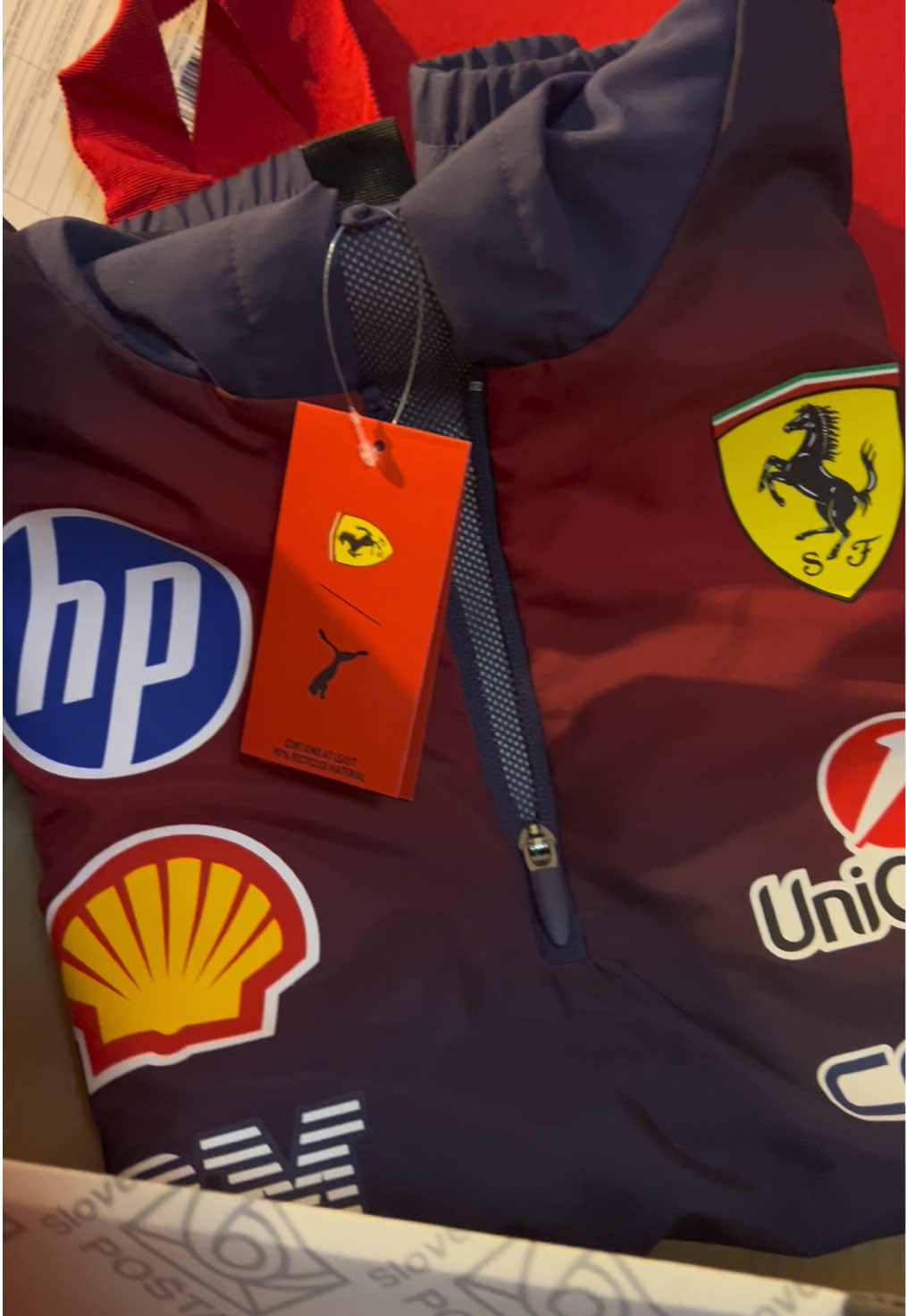Scuderia Ferrari Team Hoodie Special China GP Edition #ferrari #formula1 #japanesegp #suzuka #puma 