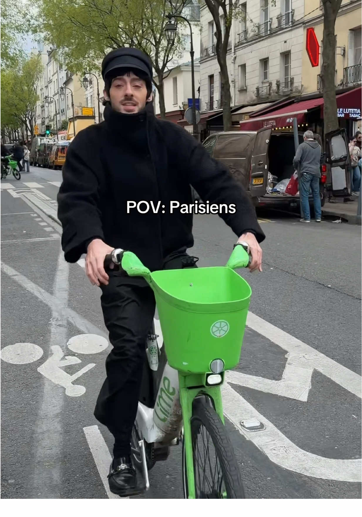 This is how it feels like to take a walk in Paris 