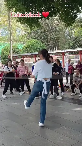 Trò chơi của nhiều thế hệ 9x 8x trở về trước...#xh #nhachaymoingay #xuhuong #viralvideo #giảitrítiktok ❤️