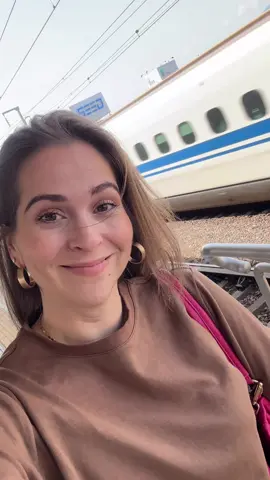 The Shinkansen train in Japan 🇯🇵 (aka the bullet train). They have to slow down at train stations, so the Shinkansen actually goes even faster than what you see in the video 😍 #travel #japan #train 
