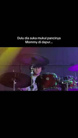 Sekarang udah punya teman maen sendiri 🥹❤️ Ternyata berisiknya dulu ada tujuannya 🇮🇩🇺🇸 #anakbule #drumer #tinggaldiluarnegeri #tinggaldiamerika #anakbule 
