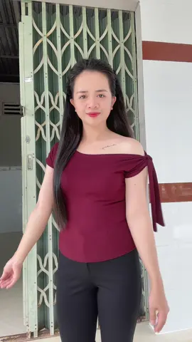 Áo trễ vai này xinh quá mấy bà ơi #aothunnu #aokieunu #aotrevai 
