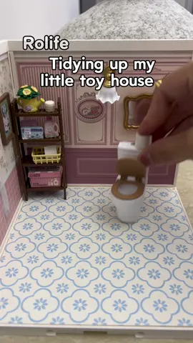 Who knew building blocks need regular tidying… #tidying #rolife #supercreator #DIY #dollhouse @rolife_official 