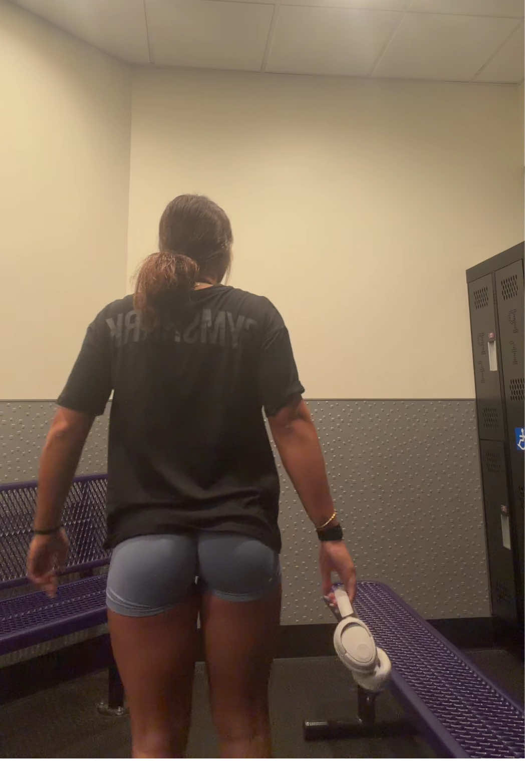 #gym #legs #hi #bulkingggg