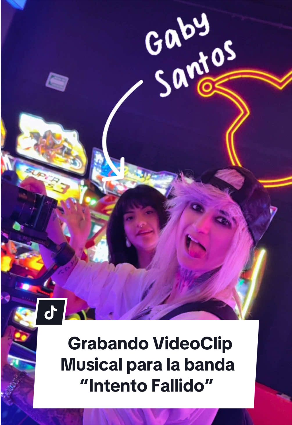Junto con @Onda Sonora Asociados!! Y @Alex Excel Market esto cada vez va creciendo más!! Cada vez somos más!! ✨ sigan a la banda potosina: @Intento Fallido 🎶 su música te encantará 🎧 #slp #filmmaker #sanluispotosi #videoclipsmusicales #agenciademarketing 