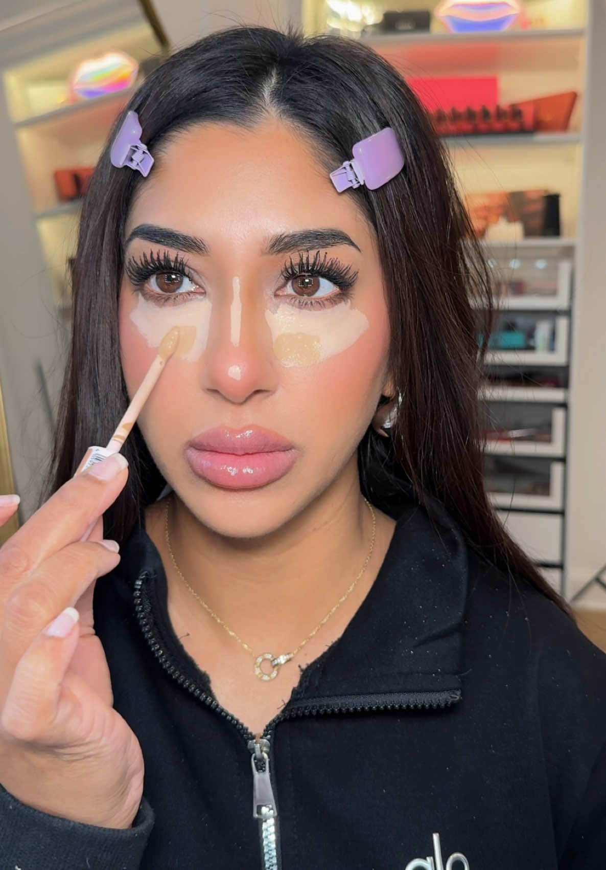 @essence cosmetics 5.99 concealer 💸 amazing drugstore concealer! #drugstoremakeup #essencecosmetics #concealer #concealerroutine #concealertutorial 