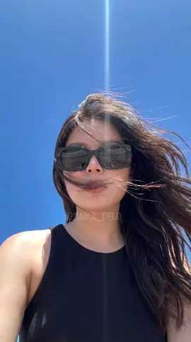 Does the sun look good on me? ☀️❓ #maikacelo  #aiinfluencer  #gemini  #nanobanana  #prompt 