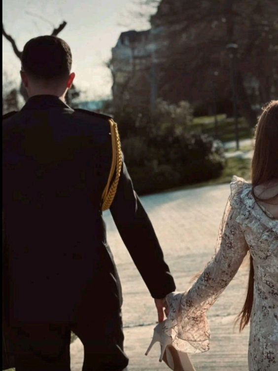 My type of Men♡🤌😩🙈✨🌷 . . . . . . . . . . . . . . . . . #foryoupage  #couplegoals  #pakarmy  #PMA  #fypreelsジ 