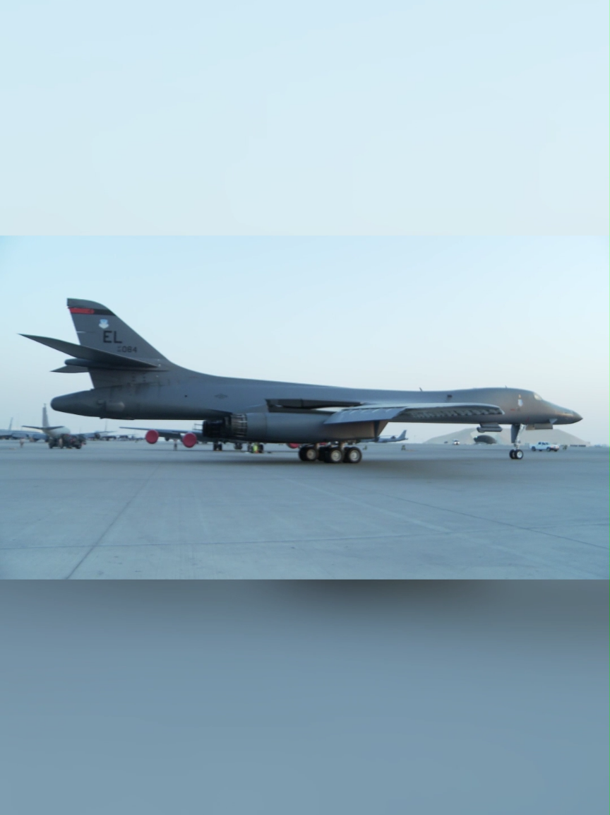 The undisputed king of supersonic payloads! 🔥 Watch the legendary B-1 Lancer light up the sky with those massive afterburners. Only true aviation fans know why it's nicknamed 'The Bone'. Do you? Let’s hear it! 👇💀 #b1lancer #usairforce #fighterjets #aviationdaily #b1 