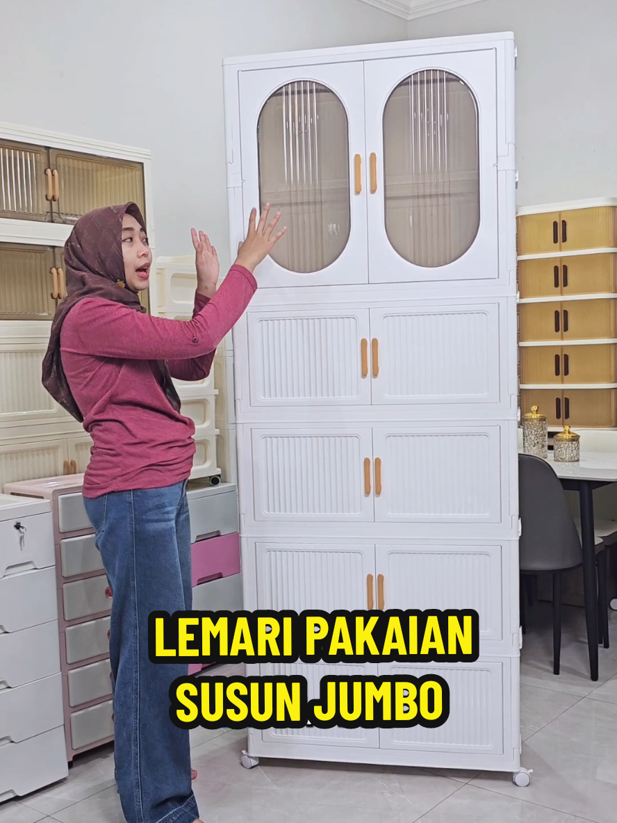 Membalas @ummilifestylestore lemari pakaian plastik susun jumbo sudah ada rodanya  #lemari #lemaripakaian #lemarilipat #lemariplastik #lemarisusun 