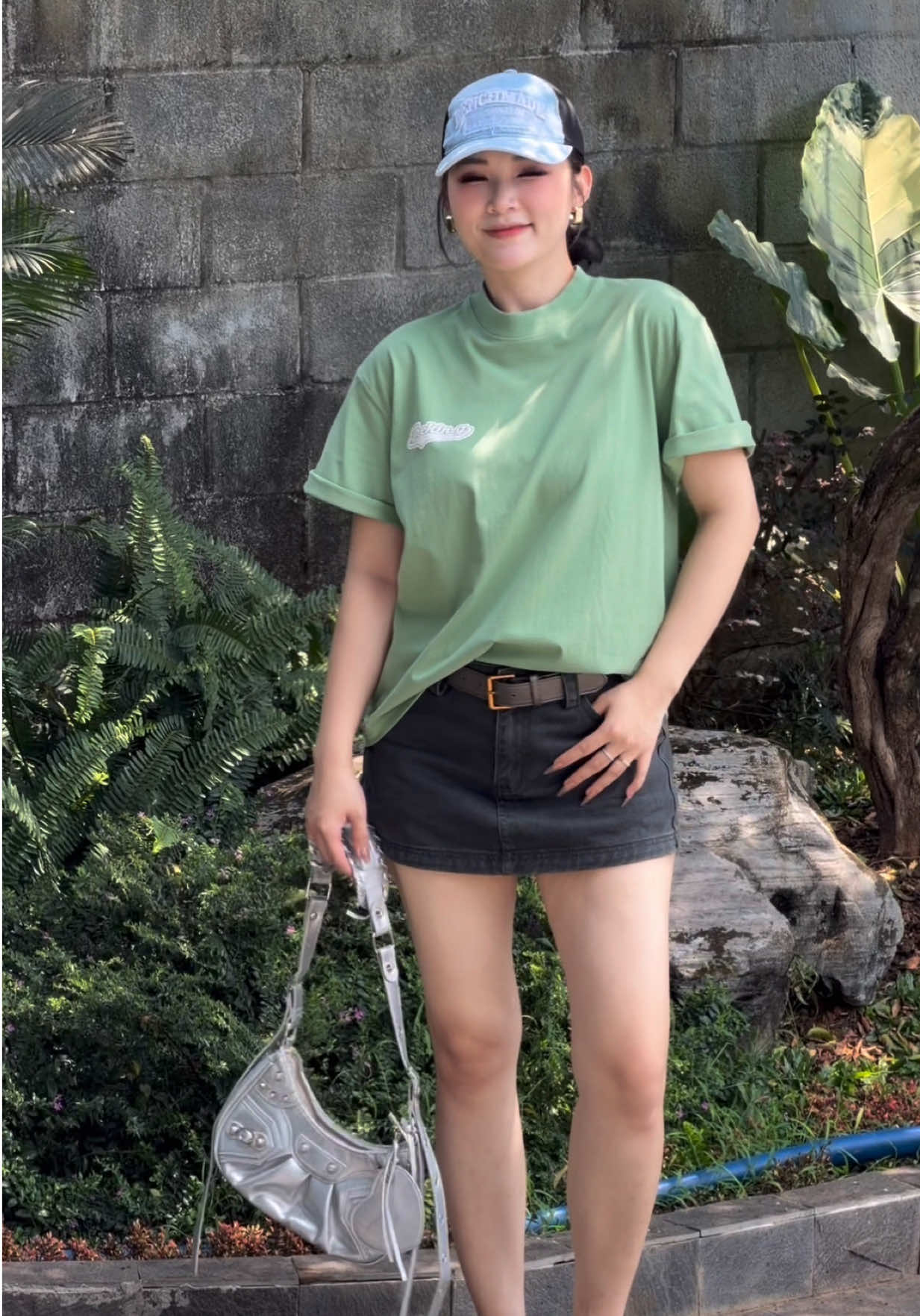 Màu xinhh hén#cutamne #OOTD #aothunformrong #thekinq #aothunboxy 