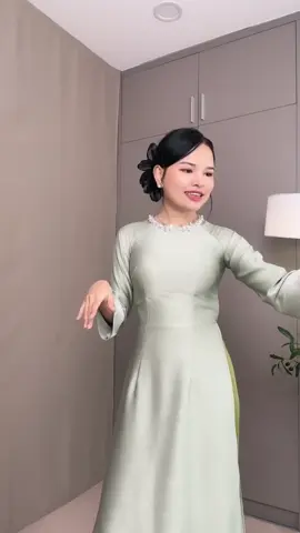 [Tặng Charm] Áo Dài Trúc Anh, Áo Dài Lụa Gấm Mềm Tay Loe Dài Phù Hợp Mặc Lễ Tết ,Ăn Hỏi, Dự Tiệc , Chụp Ảnh, Sự Kiện Hot trend 2026