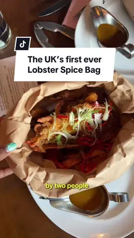 You can enjoy these Lobster Spice Bags at @Burger & Lobster for just one more week 🦞 📍Burger & Lobster  #london #londonfood #londonfoodies #viralfoods  London food  Where to eat in London  Viral food in London  London best food  London restaurants 