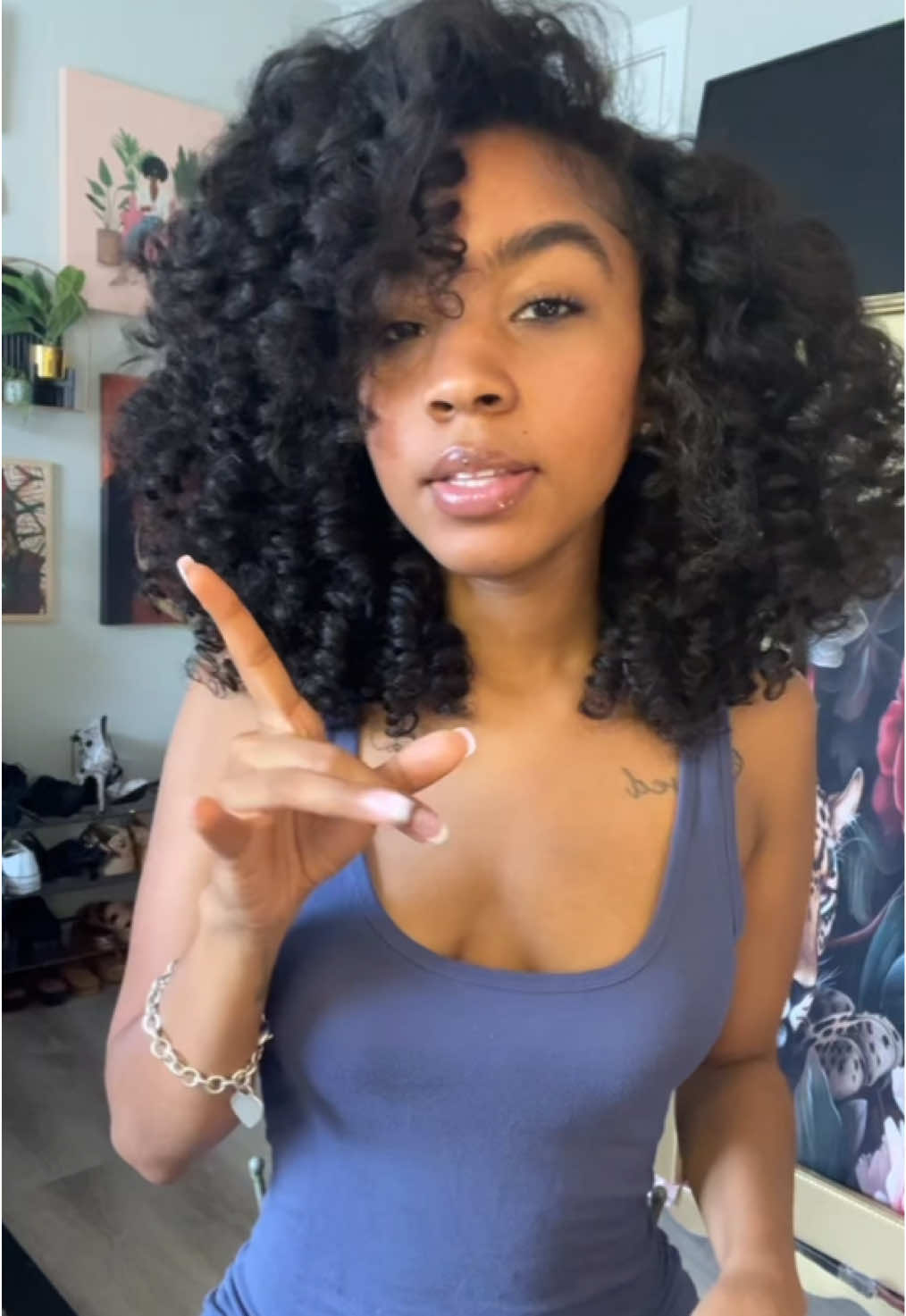 Never getting over how these curls came out 🤭😍 #summervibes #afrocurlywig #halfwigs #bgmgirlhair 