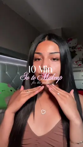 For my girlys like me that be a little lazy in the mornings🤍#10minmakeup#simplemakeup#naturalmakeup#gotomakeup#easymakeuptutorial 