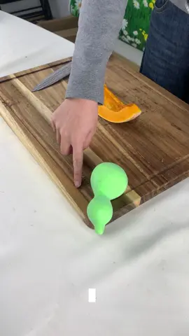Thick wood chopping board for daily cooking  #vegetablecuttingboard 