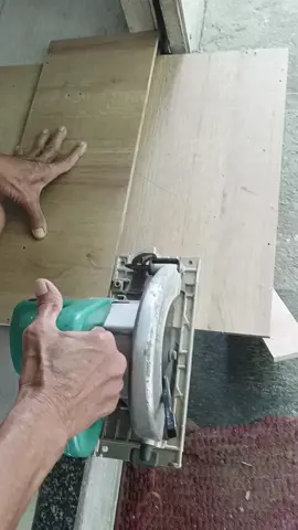 Máy cắt gỗ, máy cắt ván, máy cắt gỗ dùng cho gia đình. Hàng chính hãng chất lượng cao có tặng kèm lưỡi cắt. Nhanh tay mua ngay nhé các bạn. #maycatgo  #maycatvan  #maycuago  #maycuavan  #maycuaban 