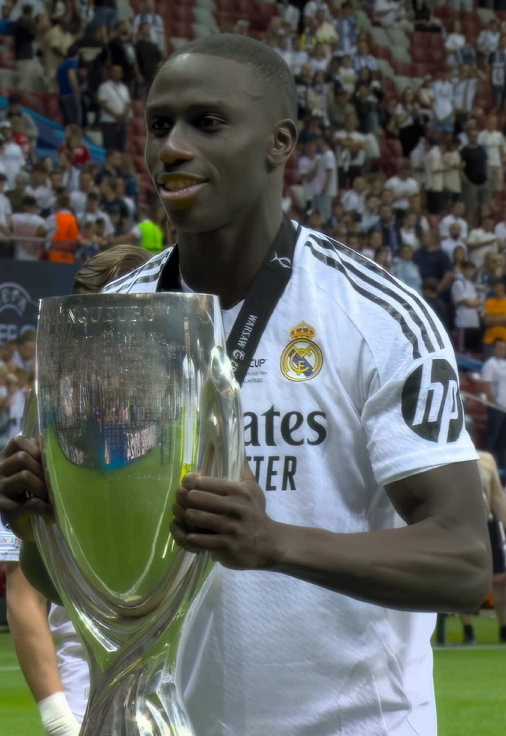 He will destroy him😮‍💨🤍 | #realmadrid #ferlandmendy #olise #tbiw #TheBoysInWhite 