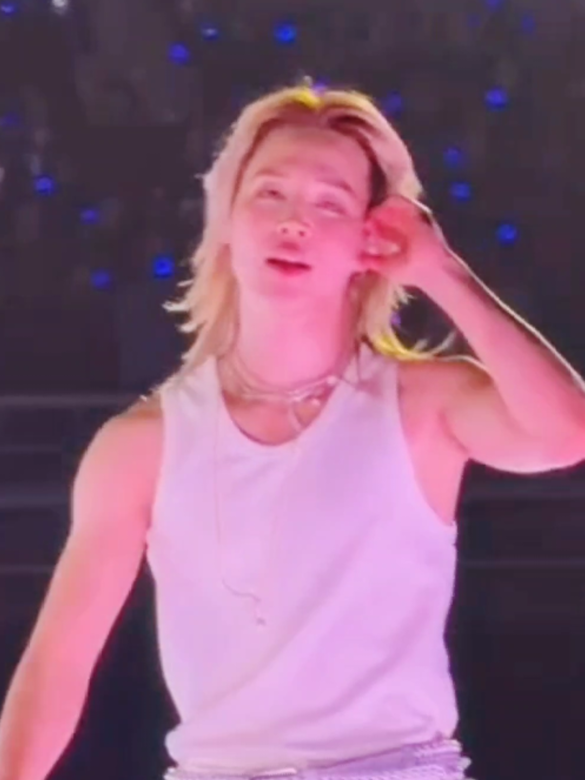 🙇🏻‍♀️ #jm #btsconcert2026 #btsarmy #btsworldtour_arirang #jimin  video is just edited and re-uploaded, credit 🎥 to owner for the video (cr 0518X) 