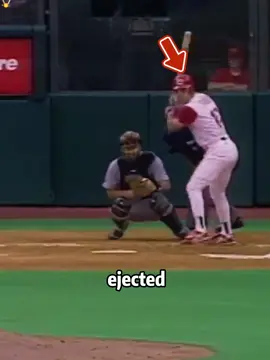 His bat broke. Did someone swap his bat or... #baseball #tiktokcampaign #sports #fyp 