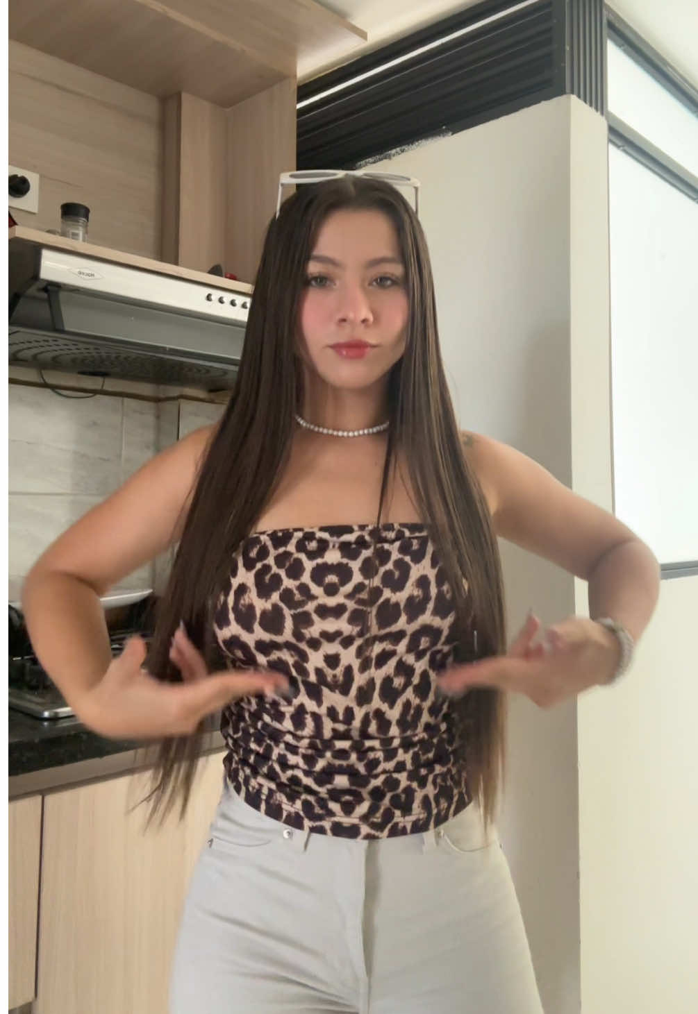 No dejaré de hacer este baile 