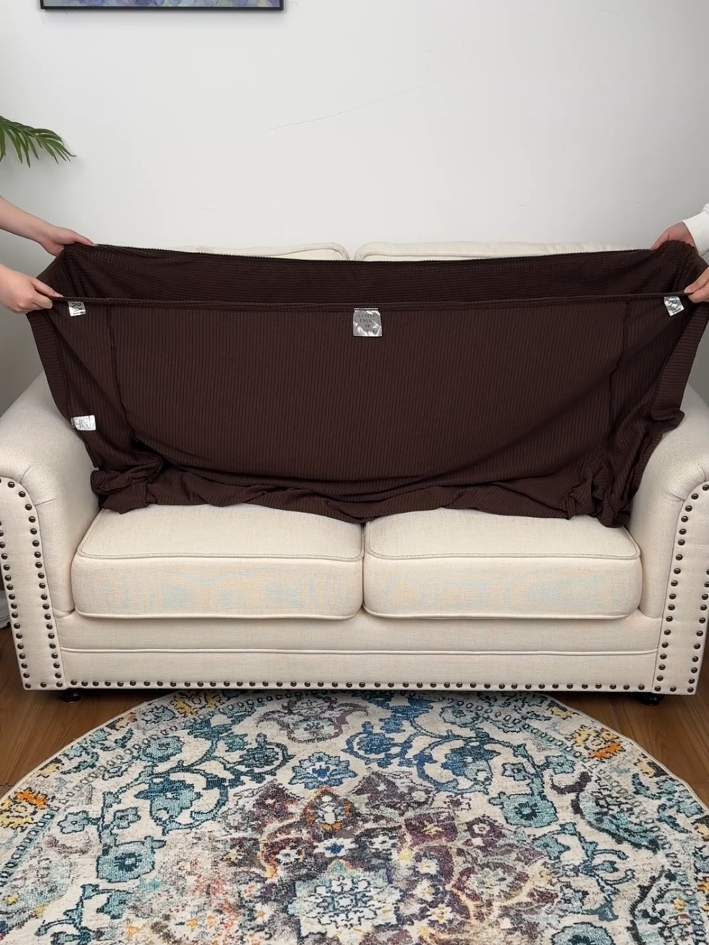 Easy installation of the stretchy Slipcover for your old couch  #ieasygoing #sofacleaning #couchcover #sofacover #loveseat 