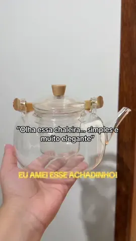 Olha esse achadinho que encontrei 😍 essa chaleira de vidro com alça de bambu é linda e perfeita pra chá. Quem quiser o link comenta: EU QUERO que eu envio 👇” #utilidadesdomesticas #produtosincriveis #cozinhadecorada #viral #paravoce