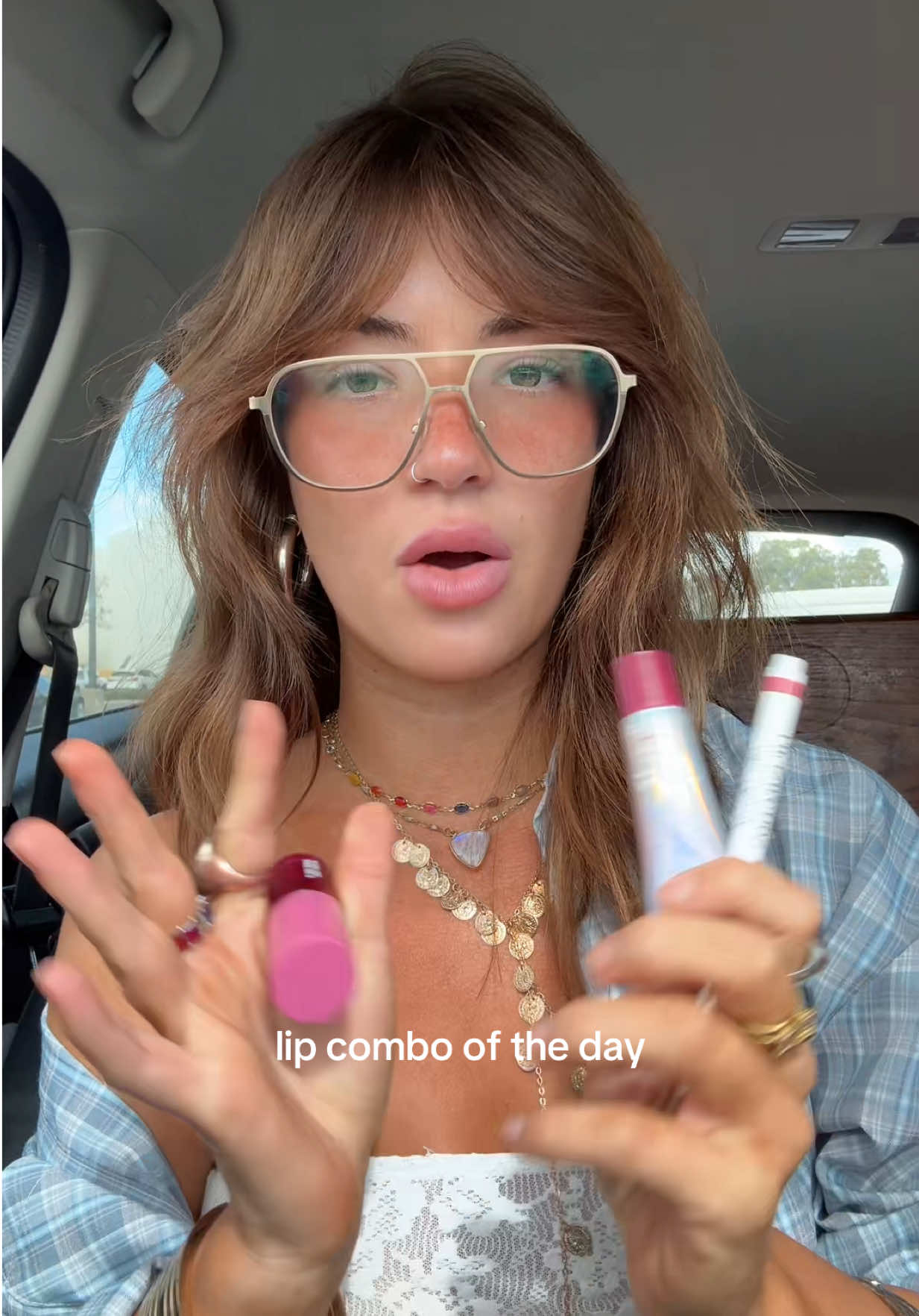 Newest contestant of my berry toned lip glosses and I fear she’s a 10/10🤭 lip liner is 7/10 not too sure on the color @e.l.f. Cosmetics @Too Faced @Naked Sundays #lipcombo 