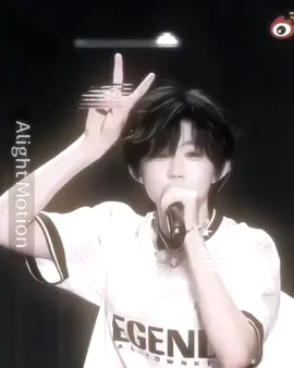 :Edit nhẹ nhàng>< id:??? #chenyiheng_陈奕恒 #trandichhang #sunzyylatoo #xuhuongtiktok #viral 