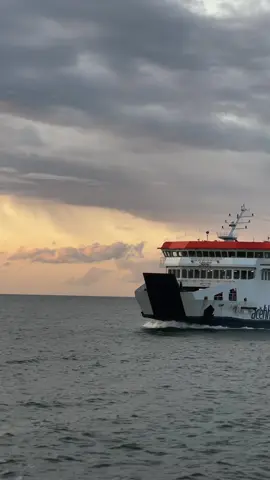#cutrani #ohsayangohrindu #laguaceh #kapal #sunset 