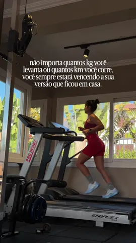 especialmente pras mães, que pra conseguirem treinar precisam de muita logística e alinhamento das estrelas… não importa o quanto você faz, o que importa é que você FAÇA! 🔥 💝 💪🏽