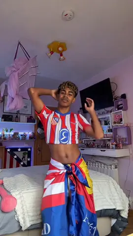 Lamine Yamal Dancing Queen #fy  #viral  #lamineyamal  #fyp  #atleticodemadrid 