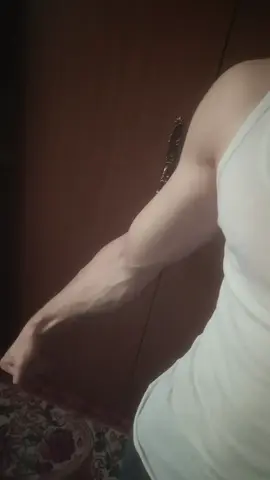 white ice cream muscle #gym #biceps #ectomorph #body #muscle 