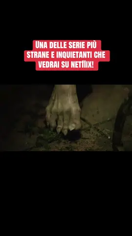 Questa serie è strana, disturbante… e impossibile da ignorare! E tu l’hai vista? Cosa ne pensi?🫣🍿🎬🍒 #serie #netflix #horror #brandnewcherryflavor #horrortok 