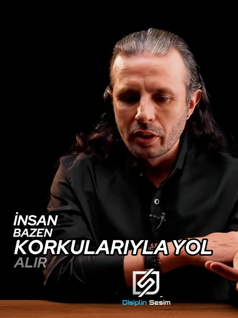 Her bozukluk düzeltilmeye muhtaç değildir. Her endişeyi yenmek zorunda değiliz. İnsan bazen korkularıyla da yol alır. #DisiplinSesim #MotivYolum #Korku #Özgürlük #HayatDersi #Gerçeklik #Felsefe #haruncan