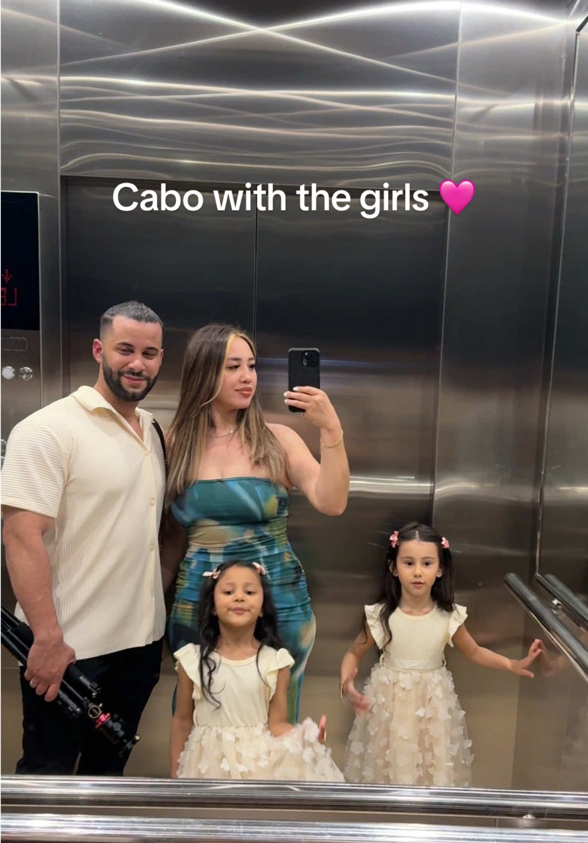 They didn’t even want to leave the kids club😂 this one turned into a core memory ✨@Grand Velas Los Cabos #loscabos#grandvelas#familytravel#fypシ #familymoments