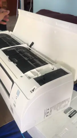 เข้าชุดเมนไฟคอยร้อน   #airconditioner #electrician #ช่างแอร์บุรีรัมย์ #ช่างแอร์สุรินทร์ 