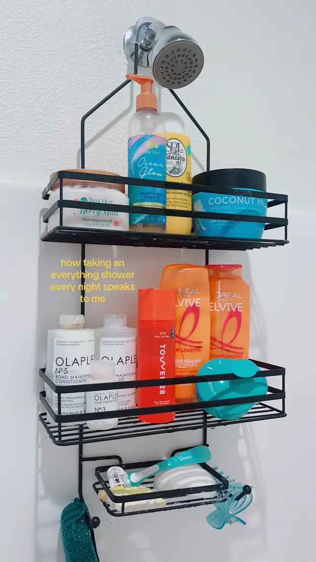 ignore how crusty the olaplex is #cleangirl #showertok #shower #aesthetic #fypシ゚viral 
