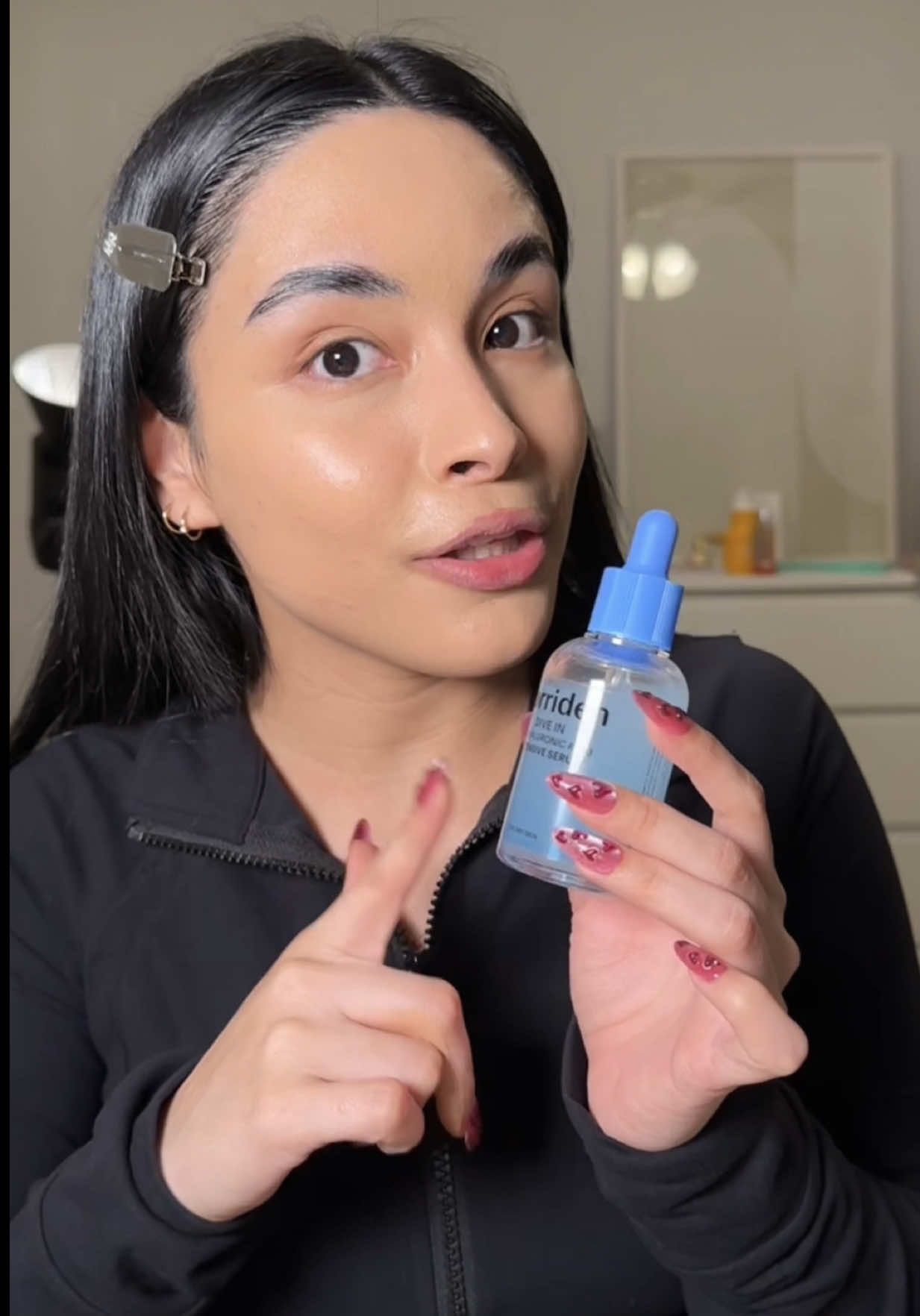 me maquillo pero difumino TODO con los dedos 🤭 no esperaba que la piel se viera tan linda así… 👀 como más natural y glowy sin esfuerzo ¿ustedes son team brochas o team dedos? @TORRIDEN US @sephora  #t#torridens#sephoras#skintokkoreanskincare #makeuphacks 