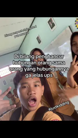 just4fun gays #justkidding #katakata #sindiran #yearontiktok 