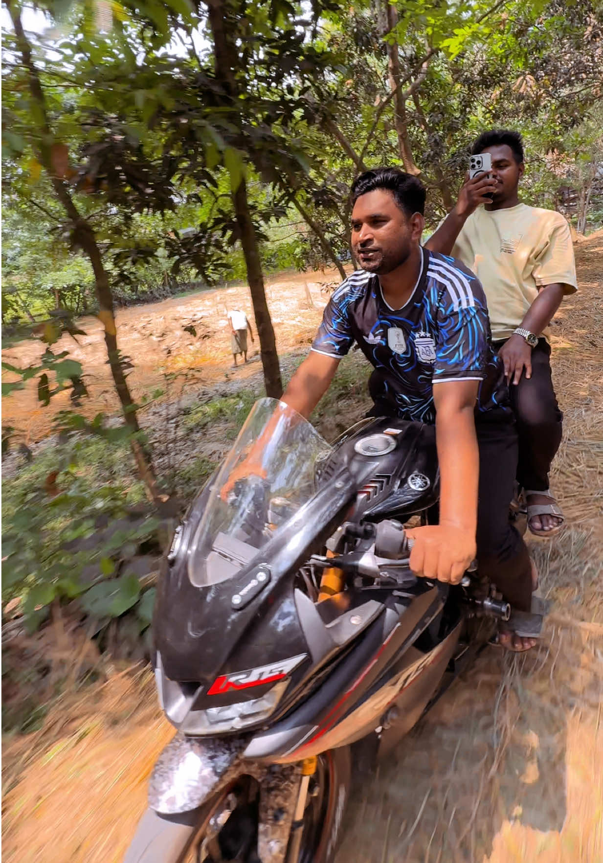 গ্রাম বাংলা পরিবেশ 🖤 #foryou #foryoupage #trending #viral #fyp 