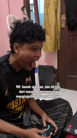 bro tidak berpikir untuk lulus ujian 🥺 #interstellar #meme #paradox #parody 