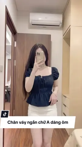 Chân váy ngắn chữ A dáng ôm 